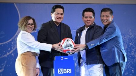 Super League 2025/2026 Resmi Diluncurkan, Persebaya Vs PSIM Jadi Laga Pembuka Foto BeritaJatim.com