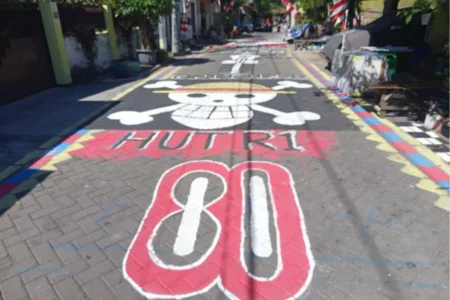 Pemkot Surabaya Cari Bendera Bajak Laut (One Piece) ke Pemukiman Warga Foto BeritaJatim.com