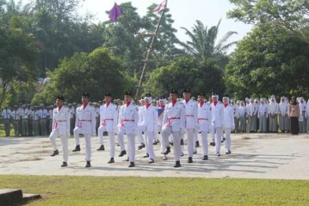 Dua Siswa Asal Sampang Terpilih Menjadi Paskibraka Tingkat Provinsi Foto BeritaJatim.com