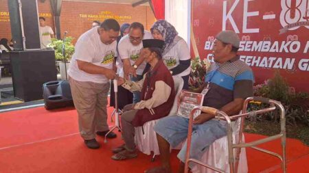 Bhakti Sosial Kejari Mojokerto Ramai, Ratusan Warga Antusias Periksa Kesehatan Foto BeritaJatim.com