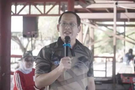 Meriah! Wartawan dan Advokat Rayakan HUT RI ke-80 dengan Lomba Mancing Unik di Sidoarjo Foto BeritaJatim.com