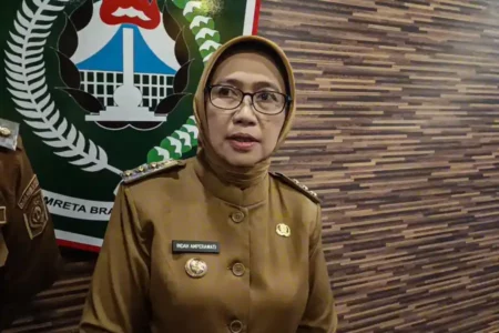 Warga Sumberlangsep Langganan Terisolir Banjir Lahar Semeru, Pemkab Lumajang Upayakan Normalisasi Sungai Regoyo Foto BeritaJatim.com