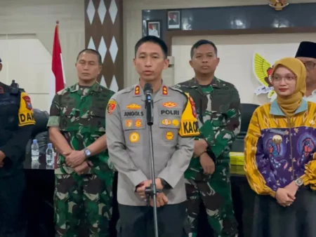 Polres Kediri Kota Amankan 14 Orang Diduga Pelaku Kerusuhan, Dalami Aktor Intelektual Foto BeritaJatim.com