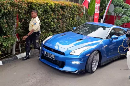 Geger! KPK Sita Nissan GTR, BMW hingga Ducati dari Wamenaker Noel Usai OTT Foto BeritaJatim.com