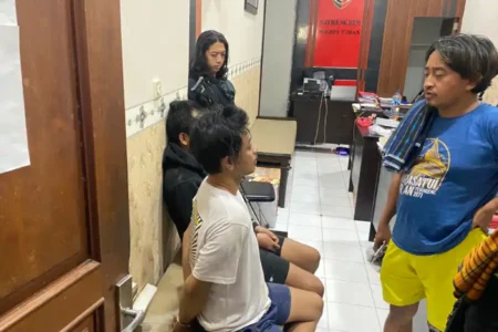 Kabur 8 Bulan, Kakak Beradik Pelaku Pembacokan di Tuban Ditangkap Saat Tidur di Rumah Foto BeritaJatim.com