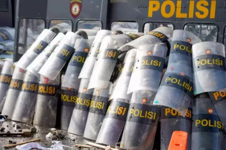 Puluhan Massa Aksi di Surabaya Ditangkap, Sebagian Belum Dibebaskan Foto BeritaJatim.com