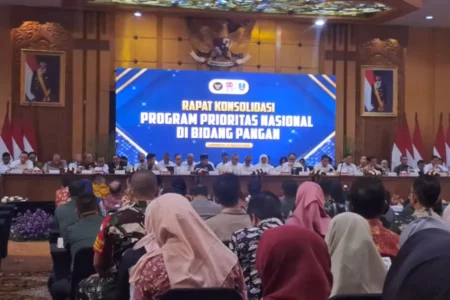 8.420 KDKMP Berbadan Hukum di Jatim Koperasi Baru, Khofifah Tawarkan Solusi Percepatan Foto BeritaJatim.com