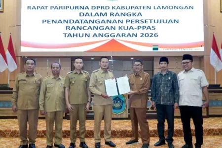 Lamongan Tetapkan KUA-PPAS 2026, Fokus pada Ekonomi, Infrastruktur dan Digitalisasi Foto BeritaJatim.com
