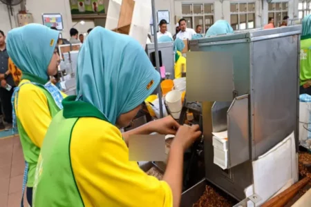 Bojonegoro Terima Rp338 M DBHCHT dalam 5 Tahun, Ini Peruntukannya Foto BeritaJatim.com