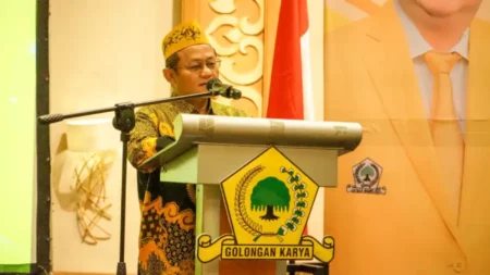 Legislator Paling Populer Dengan Kinerja Terbaik di Jatim, Ini Komitmen Sarmuji Foto BeritaJatim.com