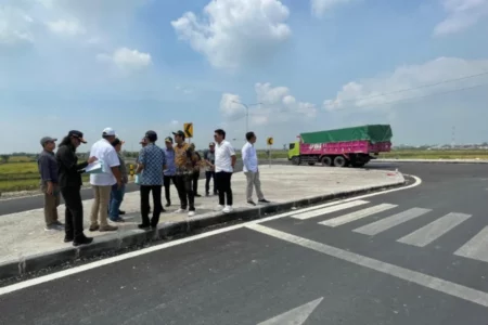 Sidak JLU, DPRD Lamongan Rekomendasi Penambahan Trafict Light Foto BeritaJatim.com