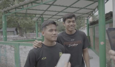 Wonderkid Asli Benowo, Tony Firmansyah Buktikan Kualitas di Mata Pelatih Persebaya Eduardo Perez Foto BeritaJatim.com