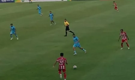 Persela Lamongan Dipermalukan Deltras Sidoarjo, Skor 1-2 Foto BeritaJatim.com