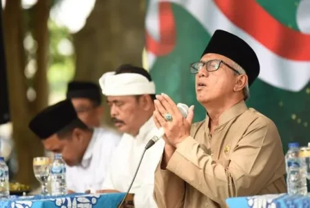 Hadiri Doa Bersama, Gus Qowim Tekankan Teladan Nabi untuk Jaga Kedamaian Kota Kediri Foto BeritaJatim.com