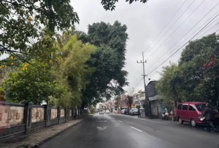 Prakiraan Cuaca Malang Raya Hari Ini Jumat 12 September 2025, Berawan Foto BeritaJatim.com