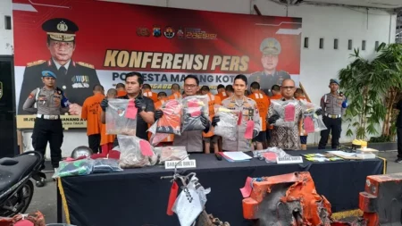 Polresta Malang Kota Tetapkan 18 Tersangka Demo Ricuh, Salah Satunya Diduga Bawa Bom Molotov Foto BeritaJatim.com