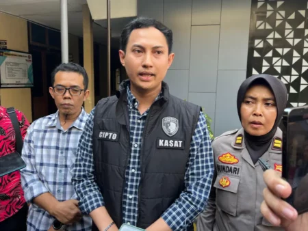 Aktivis Mahasiswa Saiful Amin Tersangka Demo Rusuh di Kediri, Terancam 6 Tahun Penjara Foto BeritaJatim.com