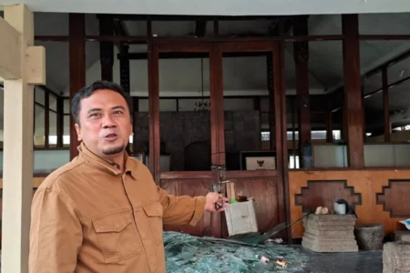 Arca Bodhi Satva Selamat dari Amukan Sekelompok Massa Saat Kerusuhan Kediri Foto BeritaJatim.com