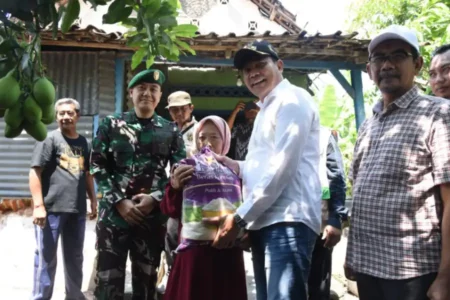 Bupati Sidoarjo: RTLH Basnaz Bisa Atasi Silakan Ditangani Foto BeritaJatim.com