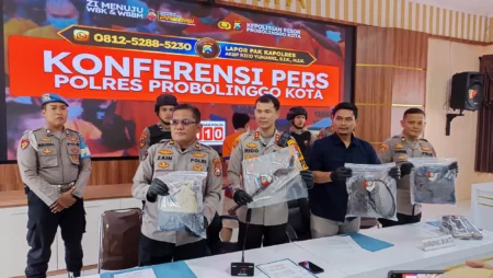 Pemuda Probolinggo Disabet Celurit 25 Kali di Malam Karnaval, Pelaku Ditangkap Foto BeritaJatim.com