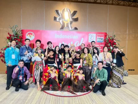 Penari Cilik Ponorogo Tampil di Thailand, Reog Jadi Jembatan Diplomasi Budaya Foto BeritaJatim.com