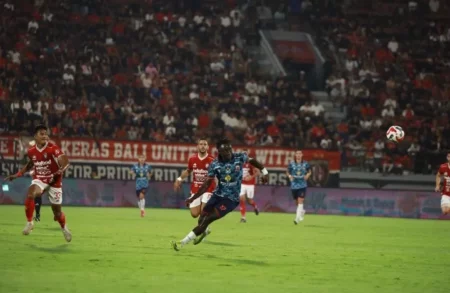 Sosok Balotelli di Mata Bos Madura United: Memang Tidak Skill Full, Tapi Power Full Foto BeritaJatim.com