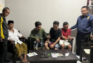 Polres Pamekasan Tangkap 4 Orang Diduga Pesta Narkoba Foto BeritaJatim.com