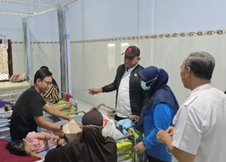 Dugaan Keracunan, DPRD Pamekasan Minta MBG Tlanakan Ditutup Sementara Foto BeritaJatim.com