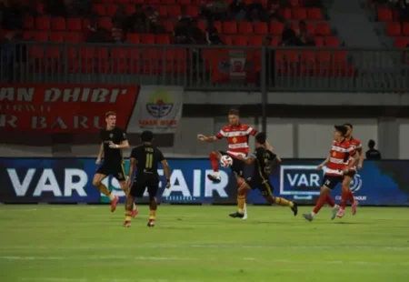 Madura United Gagal Amankan Poin dari Bhayangkara FC, Alfredo Vera: Belum Beruntung Foto BeritaJatim.com