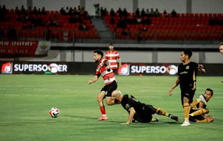 Link Live Streaming Bhayangkara FC vs Madura United: Laga Hidup Mati Laskar Sape Kerrab Foto BeritaJatim.com