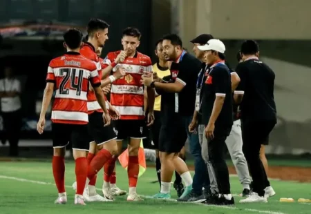 Telat Setor FPP dan FPO, Madura United Kena Sanksi Rp 50 Juta dari Komdis Foto BeritaJatim.com