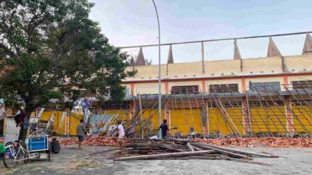 Pasar Sore Tuban Dua Kali Ambruk, Pemkab Siapkan Revitalisasi untuk Dongkrak Ekonomi Foto BeritaJatim.com
