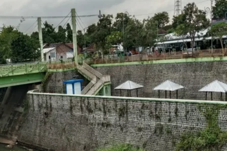 Pujasera Ki Ronggo Bondowoso Belum Optimal, Fraksi PKB Desak Kajian Menyeluruh Foto BeritaJatim.com