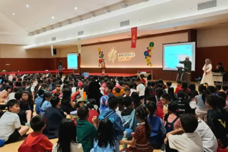Sampoerna Academy Perkuat Literasi Digital dan Kreativitas Siswa Lewat Literacy Festival 2025 Foto BeritaJatim.com
