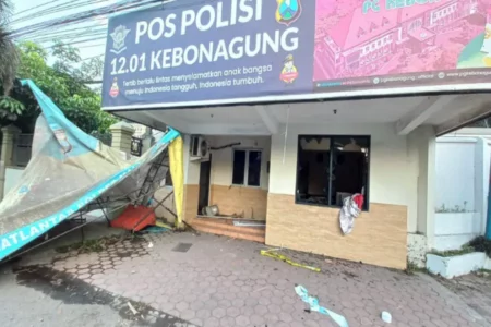 Rusak Pos Polisi di Malang, 13 Pemuda Diamankan Foto BeritaJatim.com