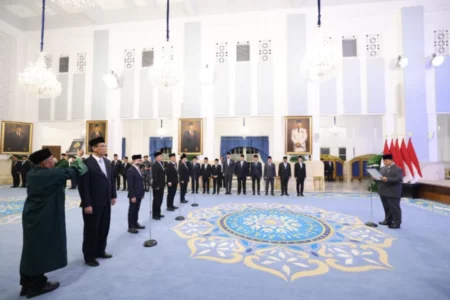 Presiden Prabowo Lantik Menteri Baru Kabinet Merah Putih, Menkopolkam dan Menpora masih Kosong Foto BeritaJatim.com