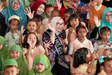 Surabaya Perkuat Program Wajib Belajar 13 Tahun, PAUD Jadi Fondasi Karakter Anak Foto BeritaJatim.com