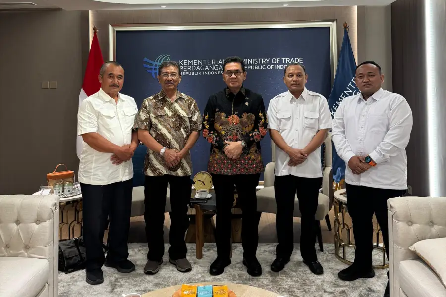Akhir Musim Giling, Ribuan Ton Gula Petani Menumpuk di Gudang Pabrik Madiun Foto BeritaJatim.com