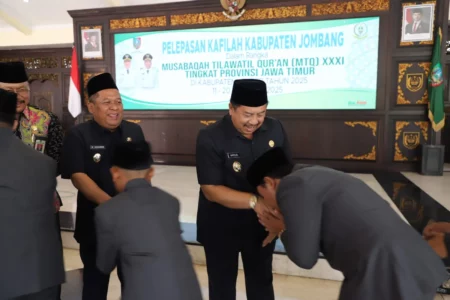 Bupati Warsubi Ajak Kafilah Jombang Berjuang untuk Juara Umum di MTQ Provinsi Jatim 2025 Foto BeritaJatim.com
