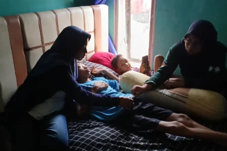 Keracunan Cairan HCL, Berat Badan Santri di Lumajang Turun Drastis Foto BeritaJatim.com