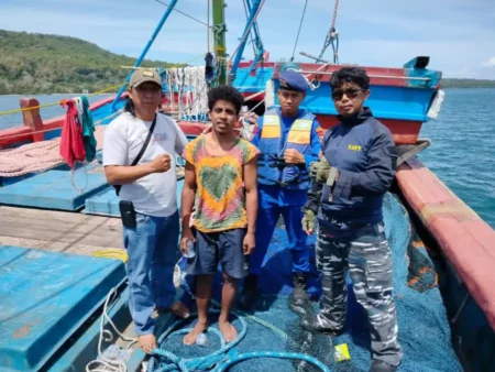 Lanal Banyuwangi Selamatkan 11 ABK Korban Eksploitasi Nahkoda Foto BeritaJatim.com