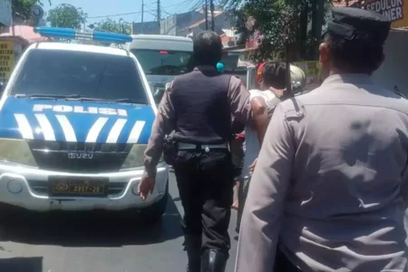 Kakek 52 Tahun Cabuli Anak di Sukolilo Terungkap Usai Korban Berani Bercerita Foto BeritaJatim.com