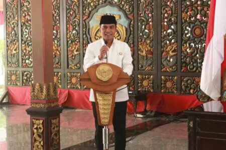 Terobosan Baru! Pemkab Bangkalan Luncurkan Program “Satu Desa Satu Mahasiswa” untuk Anak Desa Foto BeritaJatim.com