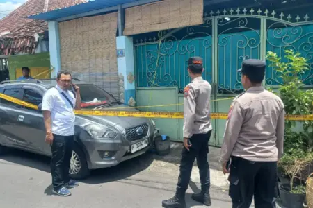 Serahkan Diri, Suami Tusuk Istri di Banyuwangi Dijerat Pasal KDRT dan Pembunuhan Foto BeritaJatim.com