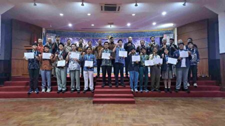 Dua Siswa Raih Emas di EKKA 2025 UMM, Bukti Talenta Muda Indonesia Kuasai AI Foto BeritaJatim.com