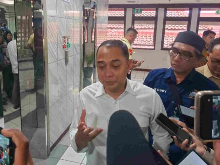 TKD Surabaya 2026 Dipangkas Rp730 Miliar, Wali Kota Beber Strategi Tak Bebani Warga Foto BeritaJatim.com