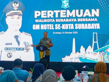 Wali Kota Eri Kumpulkan GM Hotel Surabaya: Jaga Bisnis, Lawan Pesta Maksiat Foto BeritaJatim.com