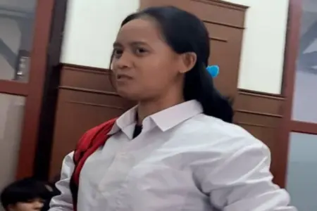 ART Curi Surat Penting dan Uang Puluhan Juta Milik Majikan, Divonis 22 Bulan Penjara Foto BeritaJatim.com