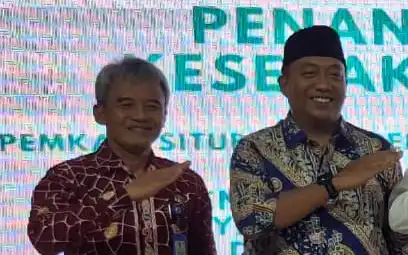 Bupati Situbondo Ibaratkan Kerja Sama Tiga Kabupaten Bagai Mesin ATM Foto BeritaJatim.com