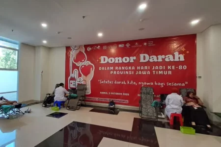 Donor Darah Serentak Warnai Peringatan Hari Jadi ke-80 Provinsi Jawa Timur Foto BeritaJatim.com